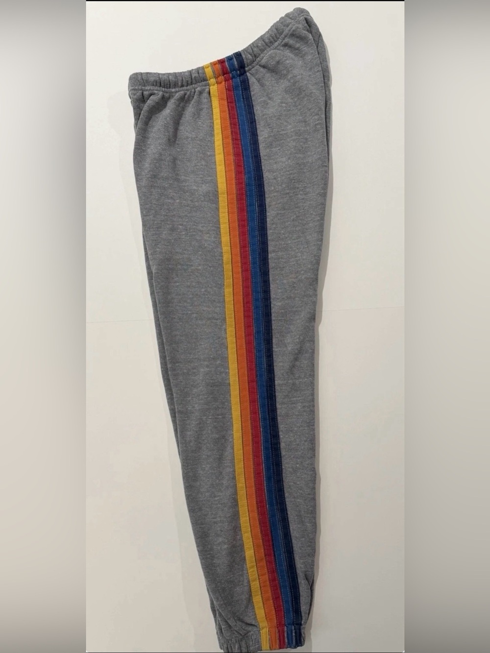 Aviator Nation 5 Stripe Rainbow
Sweat Set Gray Hoodie S Joggers L
Made in USA - Picture 4 of 9